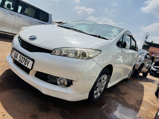 Toyota Wish 2010 White