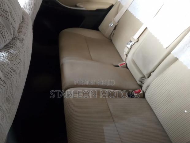 Toyota Premio 1.8 AWD 2018 Silver