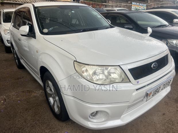 Subaru Forester 2010 White