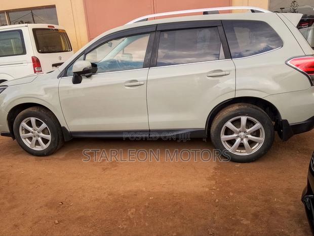 Subaru Forester 2.5i Premium AWD 2016 Green