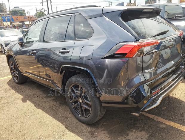 New Toyota RAV4 XLE Premium AWD 2024 Gray