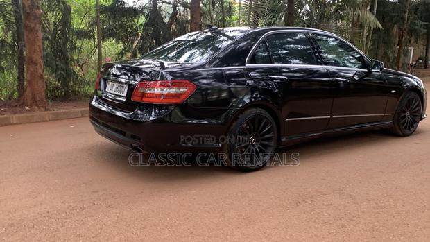 Mercedes-Benz E250 2011 Black