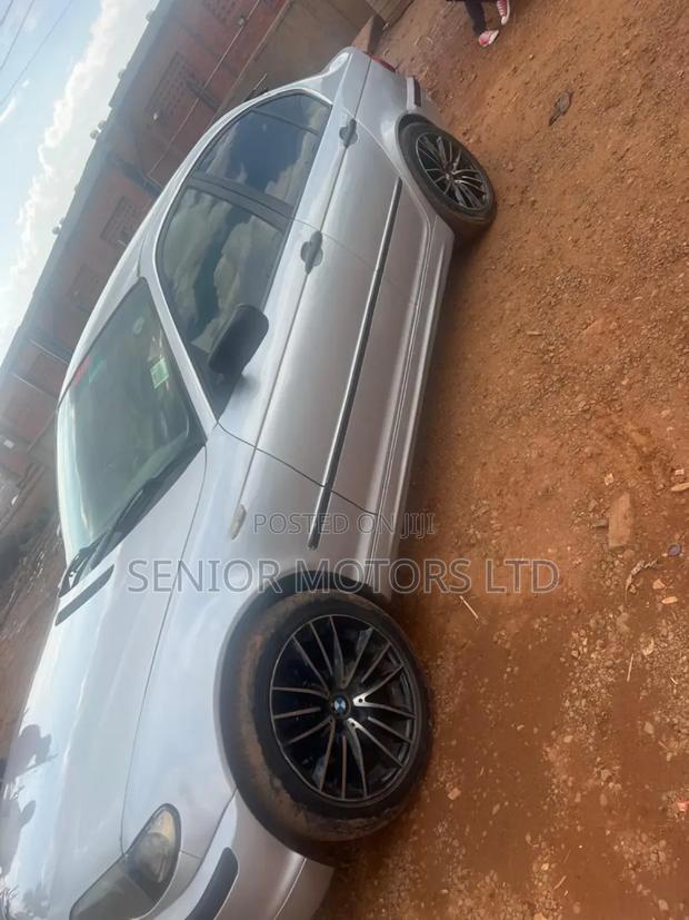 BMW 320i 2004 Silver