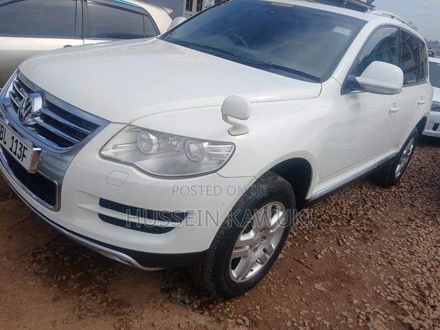 Volkswagen Touareg 2008 White