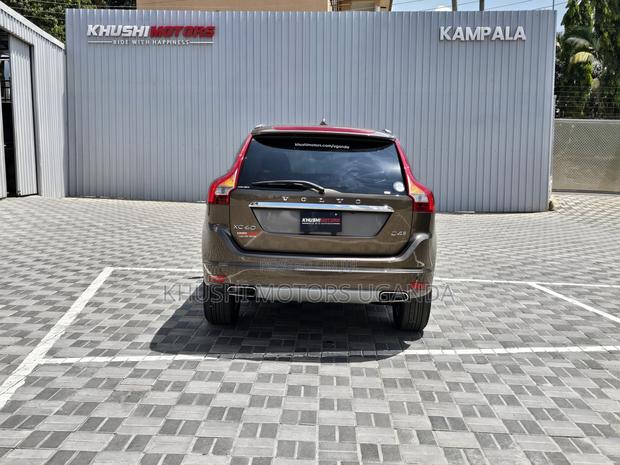 Volvo XC60 2016 Brown
