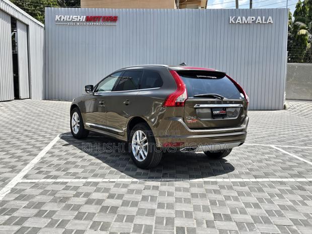 Volvo XC60 2016 Brown