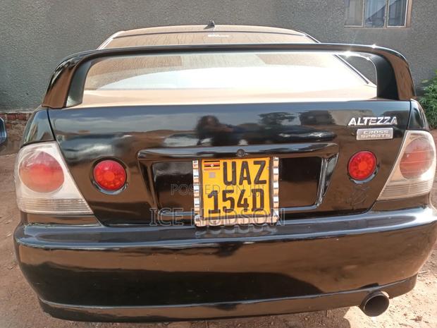 Toyota Altezza 2004 Black