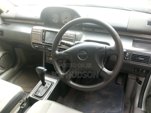 Nissan X-Trail 2005 White