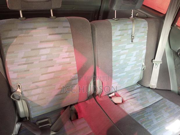 Toyota RAV4 1999 Green
