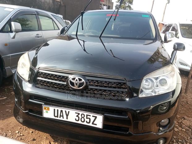Toyota RAV4 2010 Black