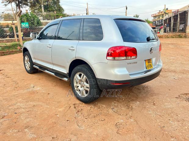 Volkswagen Touareg 2004 Silver