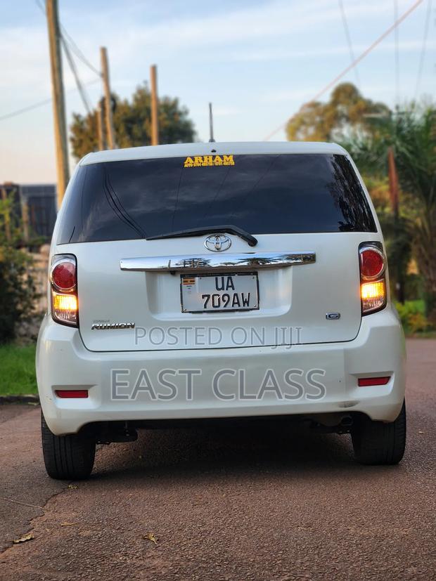 Toyota Rumion 1.5 FWD 2021 White