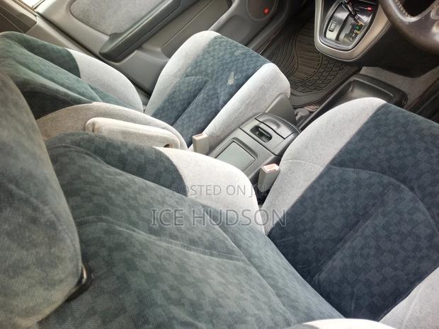 Toyota Harrier 2000 Beige
