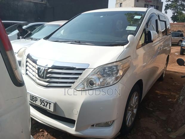 Toyota Alphard 2008 White