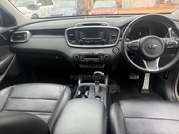 Kia Sorento 2016 Silver