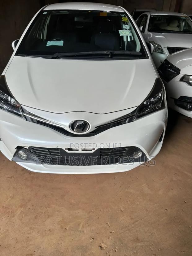 Toyota Vitz 1.3 AWD 3dr 2016 White