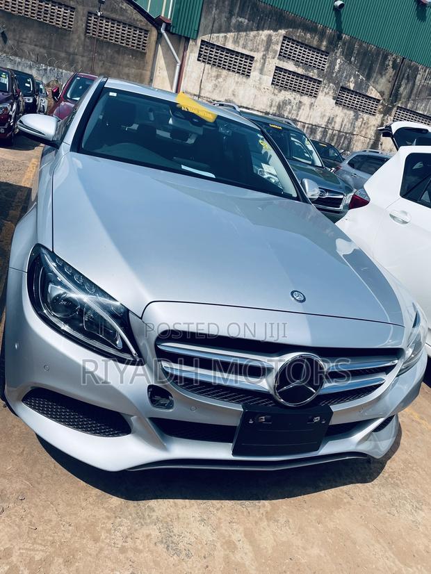 Mercedes-Benz C180 2016 Silver