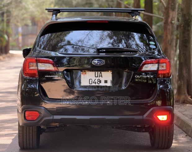 Subaru Outback 2.5i Premium AWD 2016 Black