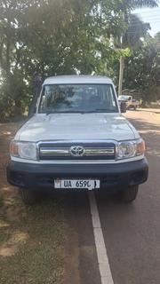 Toyota Land Cruiser 2014 White for sale