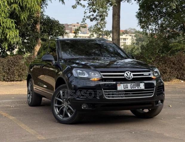 Volkswagen Touareg Hybrid 2012 Black