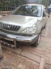 Toyota Harrier 2.4 4WD 2004 Gold for sale