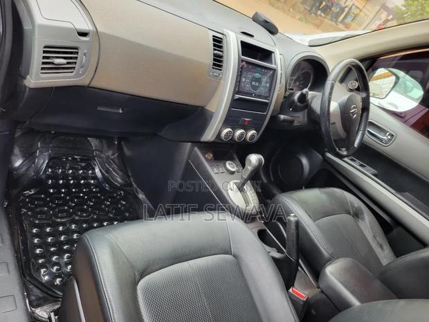 Nissan X-Trail 2.0 Petrol XE 2010 Silver
