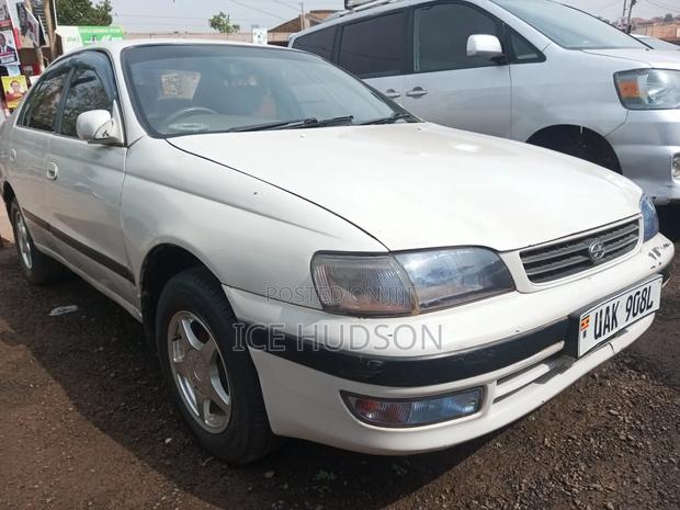 Toyota Corona 1999 Pearl
