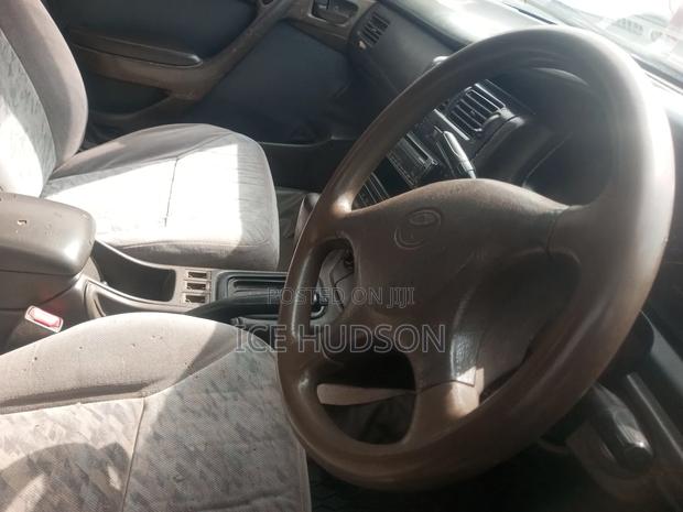Toyota Corona 1999 Pearl
