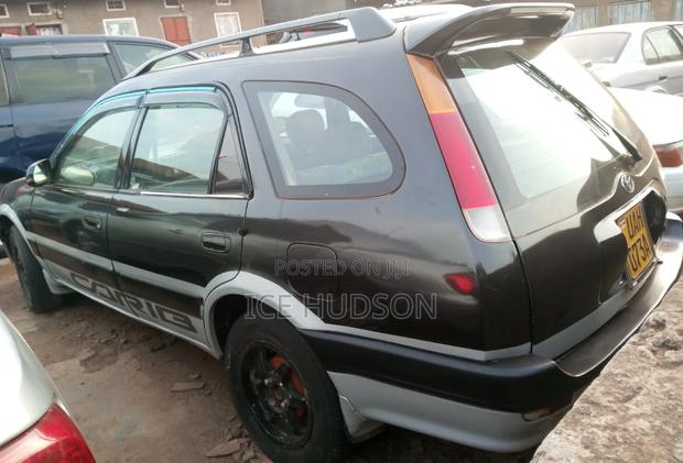 Toyota Carib 2000 Black
