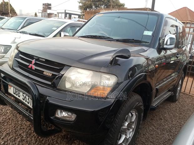 Mitsubishi Pajero 2006 Black