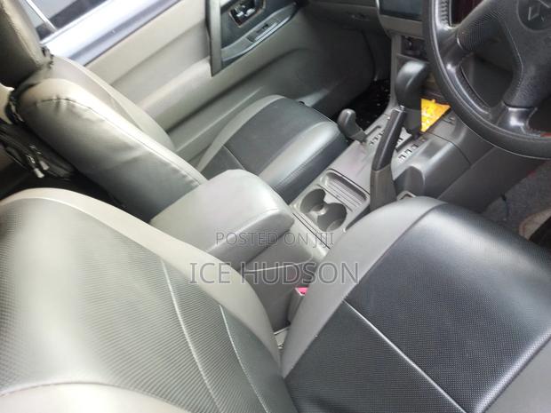 Mitsubishi Pajero 2006 Black
