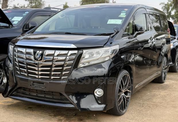 Toyota Alphard 2017 Black