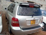 Toyota Kluger 2004 Ivory for sale