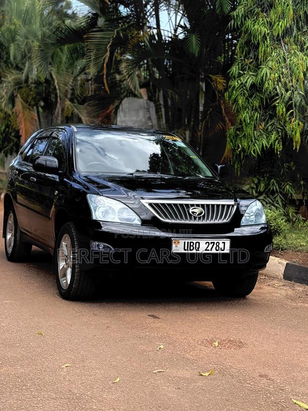 Toyota Harrier 2.4 2010 Black