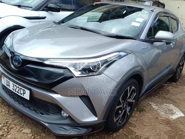 Toyota C-HR 2019 Silver