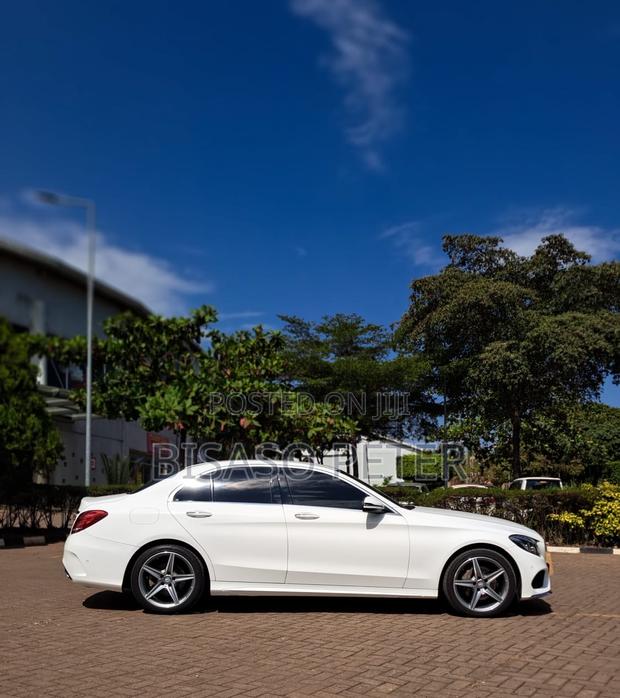 Mercedes-Benz C200 2016 White
