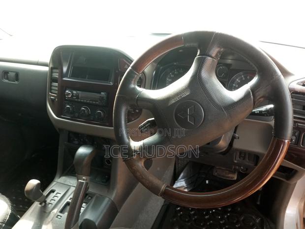 Mitsubishi Pajero 2008 Silver