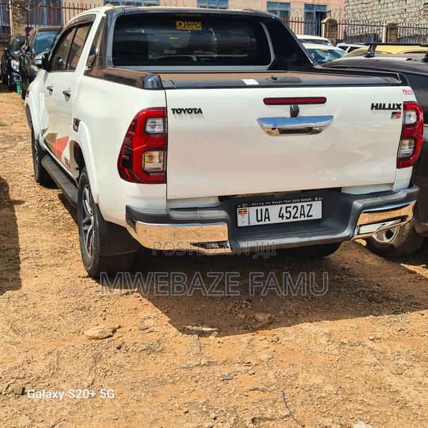 Toyota Hilux 2020