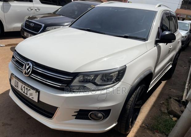 Volkswagen Tiguan S 2013 White