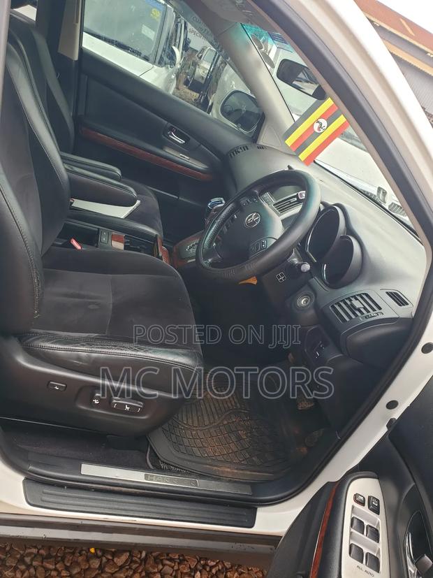 Toyota Harrier 2.4 2009 White