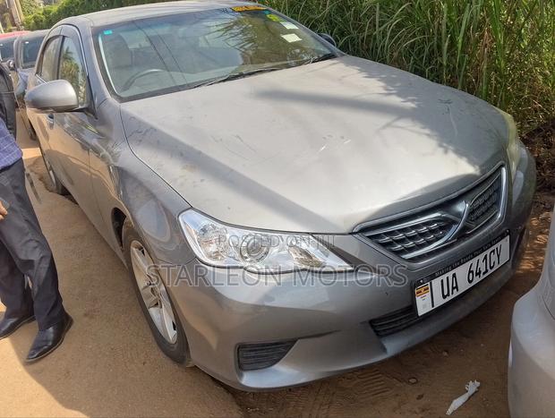 Toyota Mark X 2.5 AWD 2010 Gray