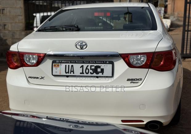 Toyota Mark X 2.5 RWD 2011 White