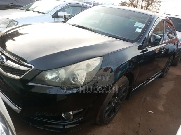 Subaru Legacy 2011 Black