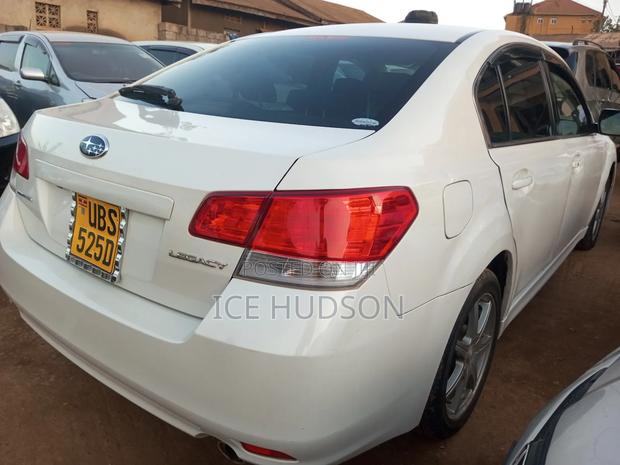 Subaru Legacy 2012 White