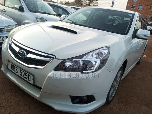 Subaru Legacy 2012 White