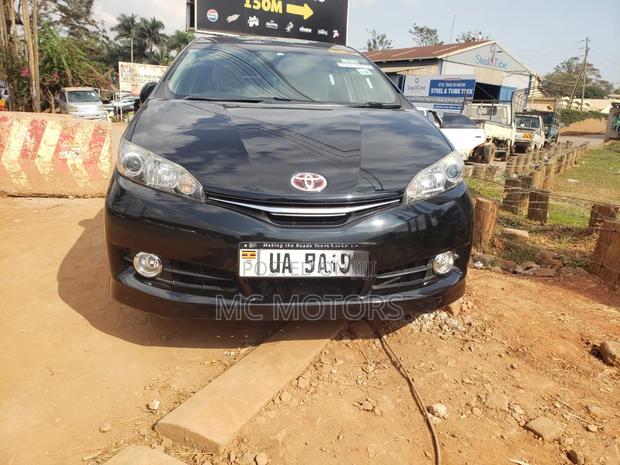 Toyota Wish 2012 Black