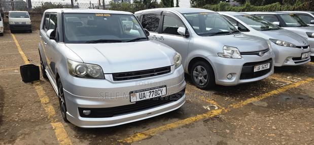 Toyota Corolla Rumion 2011 Silver