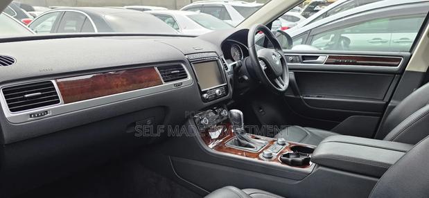Volkswagen Touareg 2017 Black