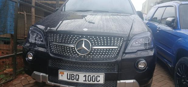 Mercedes-Benz M Class 2011 Black