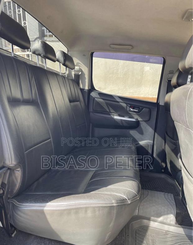 Toyota Hilux 3.0 D-4D 4x4 2014 White